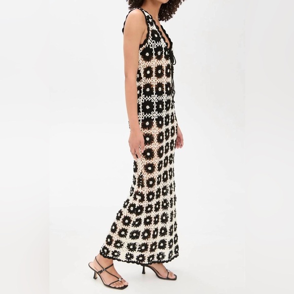 Show Me Your Mumu Vacay Tank Coverup White Black Checkers Floral Crochet Medium - Picture 2 of 12